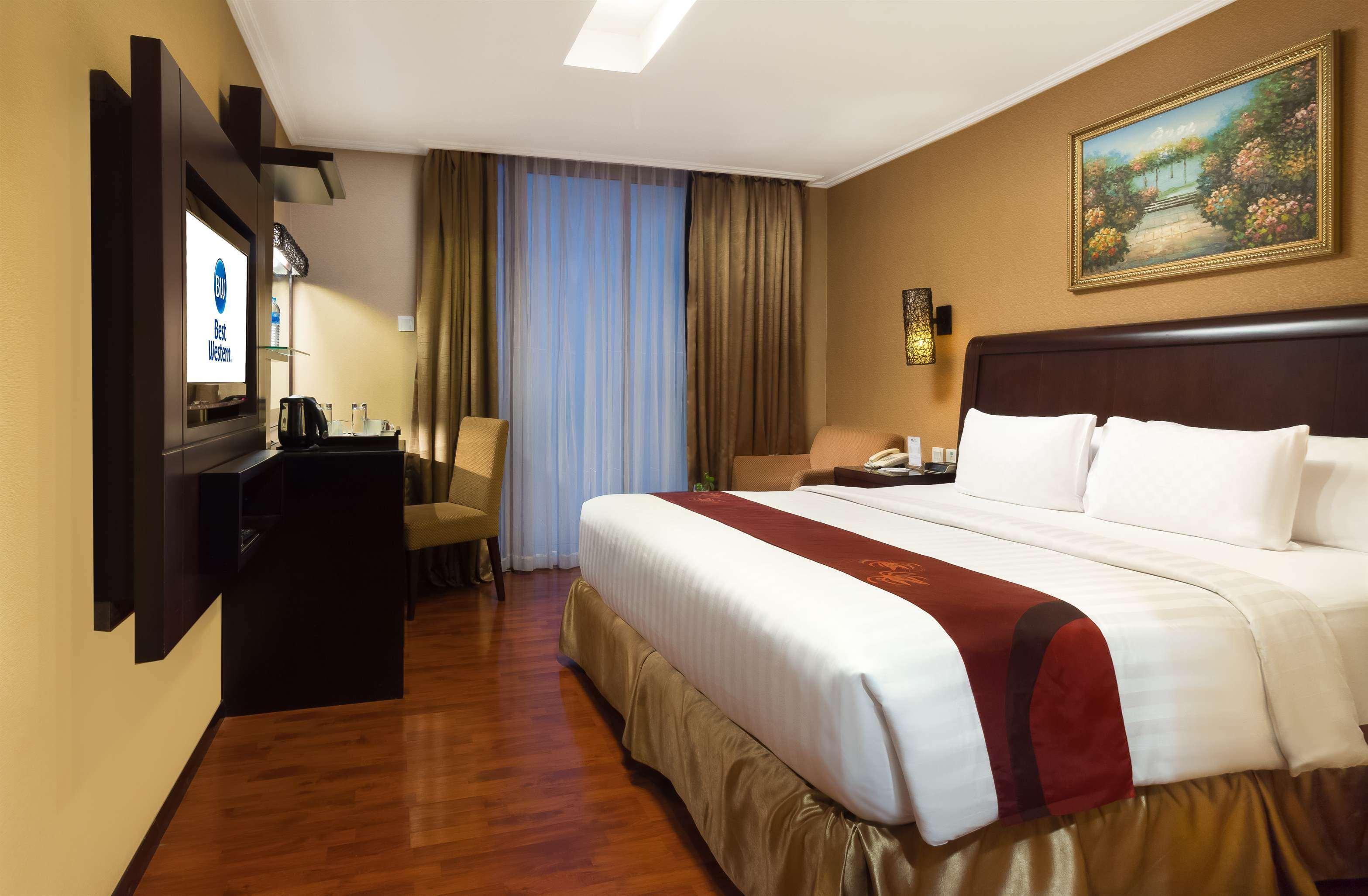 Best Western Mangga Dua Hotel & Residence Jakarta Exteriör bild