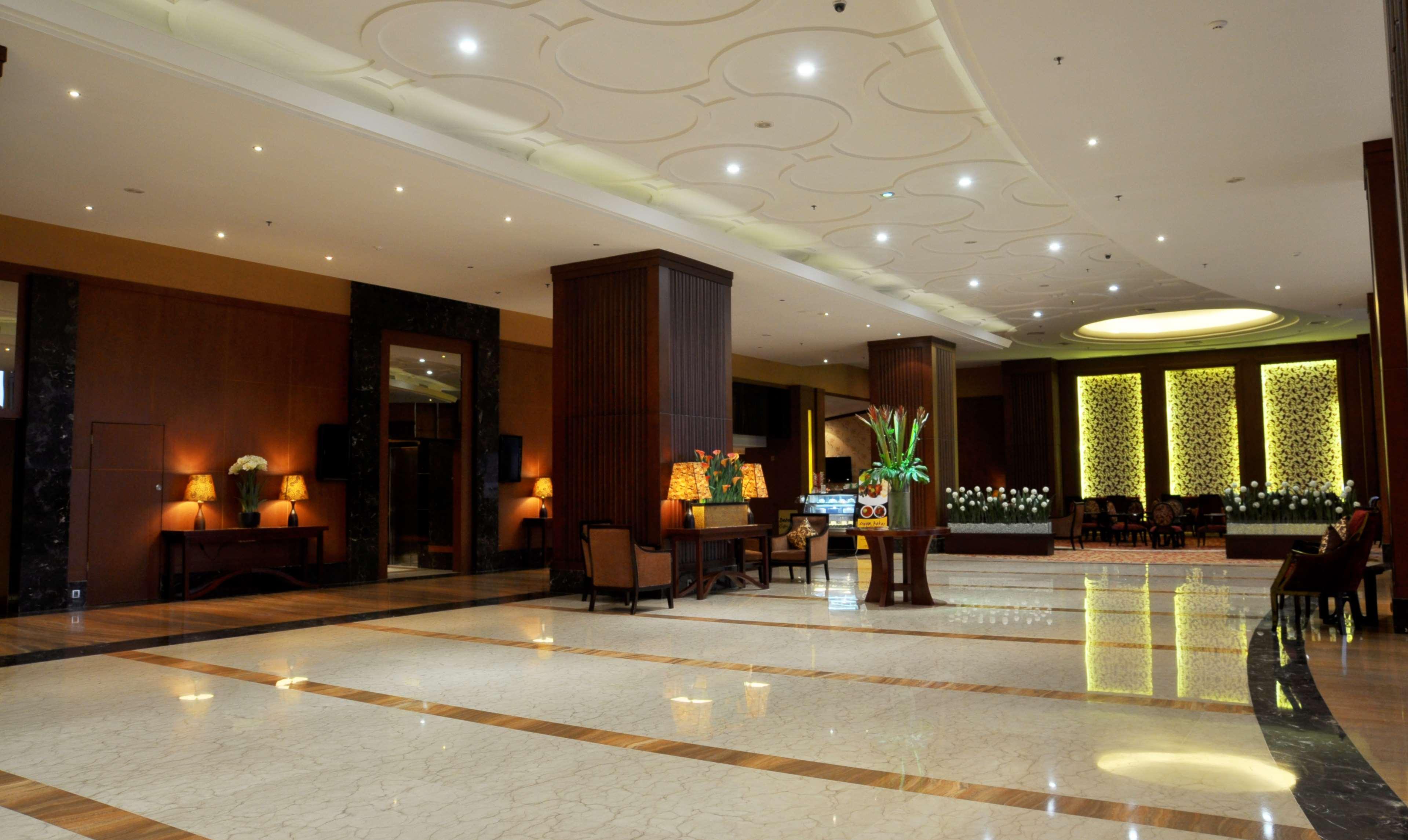 Best Western Mangga Dua Hotel & Residence Jakarta Exteriör bild