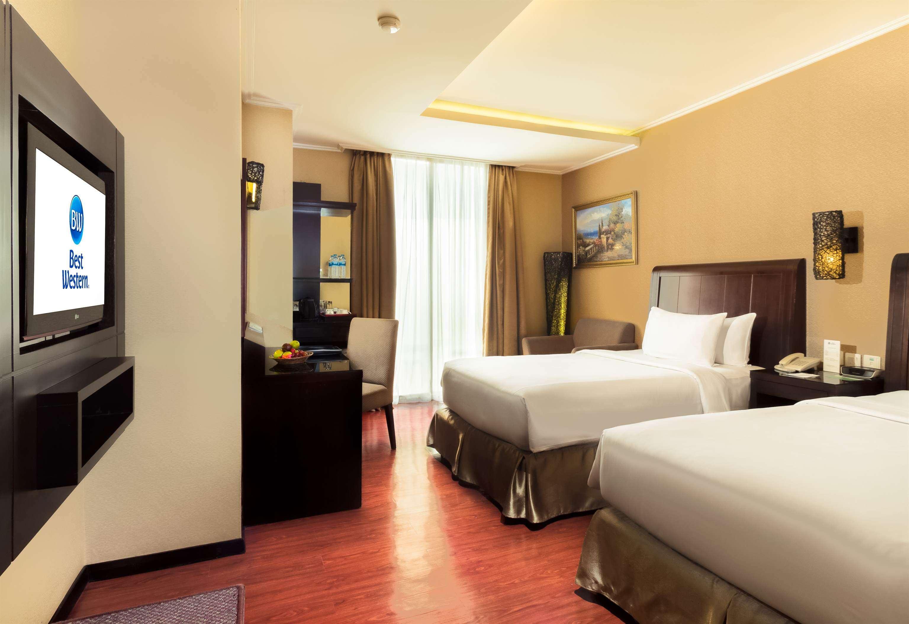 Best Western Mangga Dua Hotel & Residence Jakarta Exteriör bild