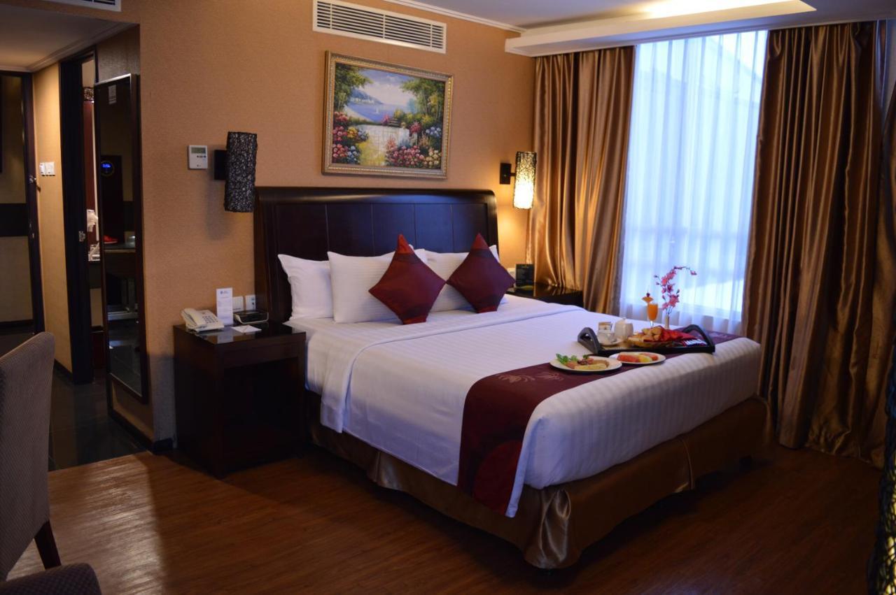 Best Western Mangga Dua Hotel & Residence Jakarta Exteriör bild